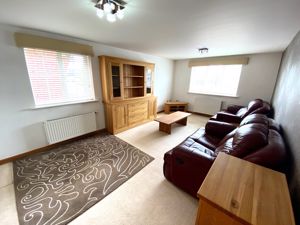 Lounge/Diner- click for photo gallery